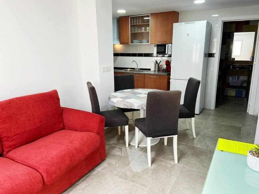 Apartamentos Full Equipped Ельче Екстер'єр фото