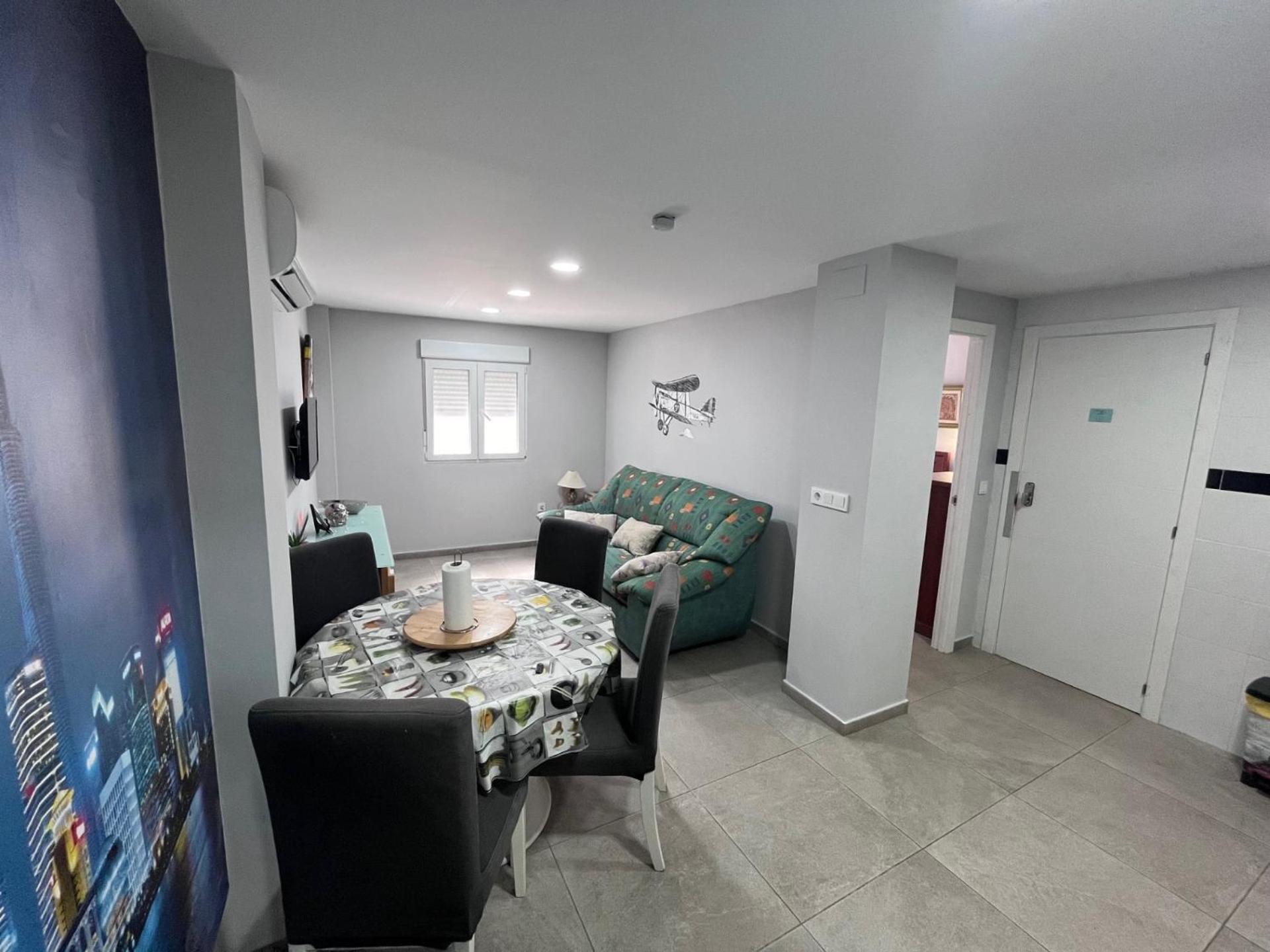 Apartamentos Full Equipped Ельче Екстер'єр фото