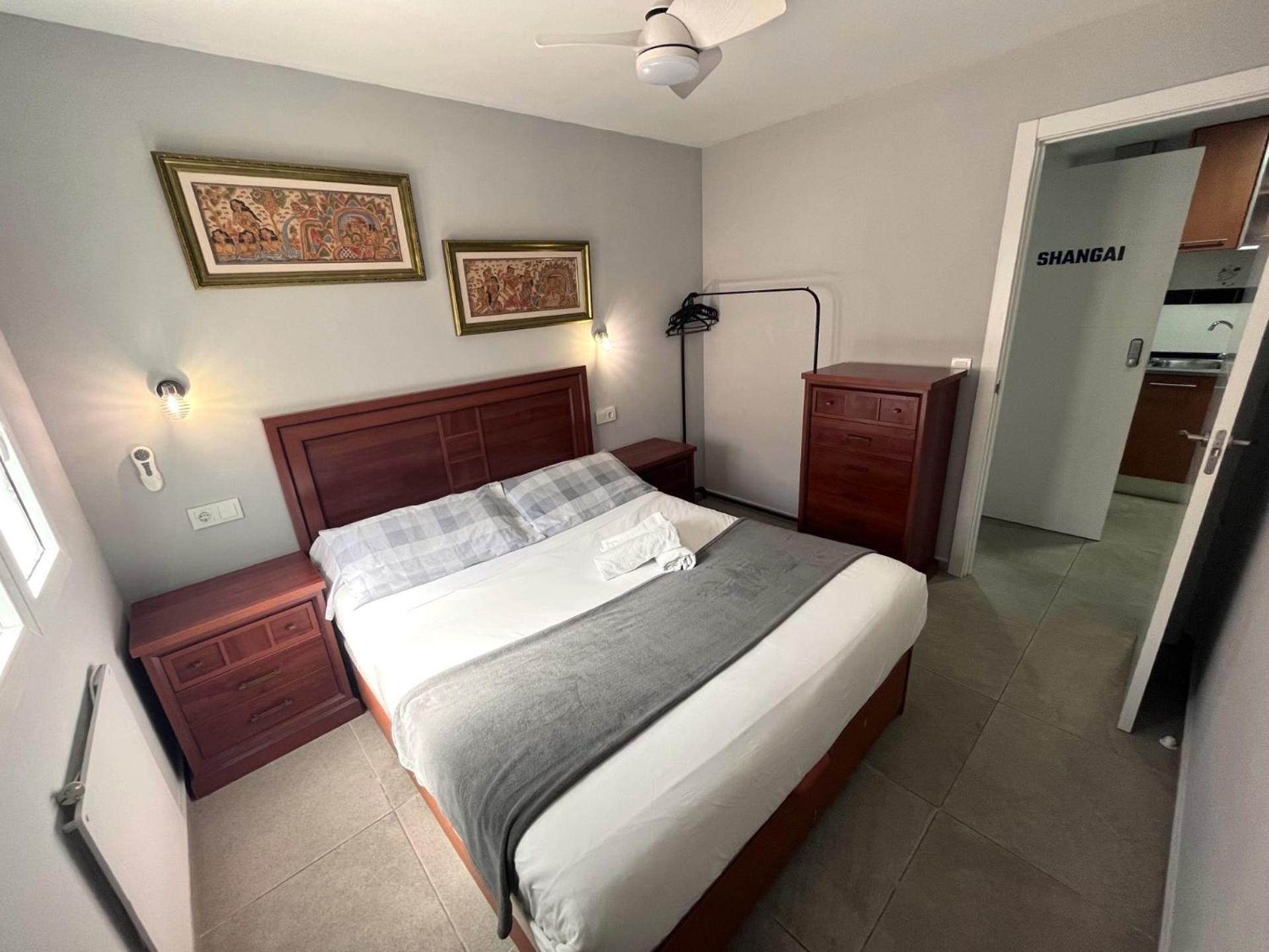 Apartamentos Full Equipped Ельче Екстер'єр фото