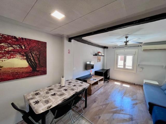 Apartamentos Full Equipped Ельче Екстер'єр фото