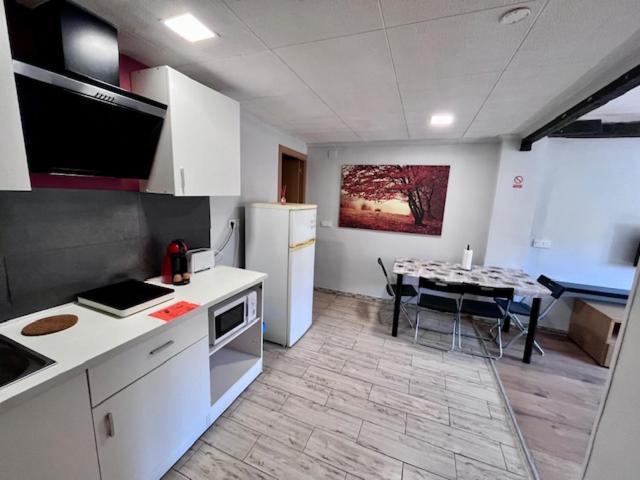 Apartamentos Full Equipped Ельче Екстер'єр фото