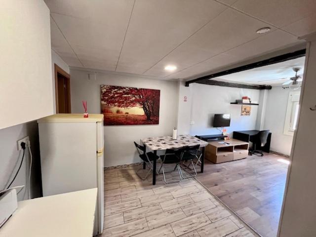 Apartamentos Full Equipped Ельче Екстер'єр фото