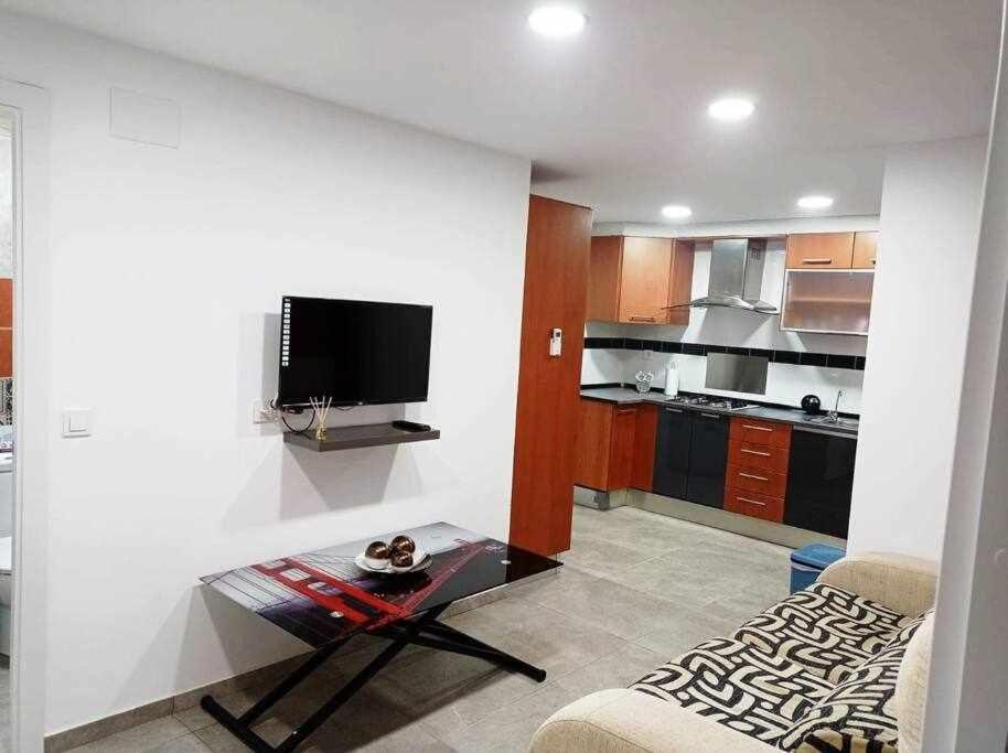Apartamentos Full Equipped Ельче Екстер'єр фото
